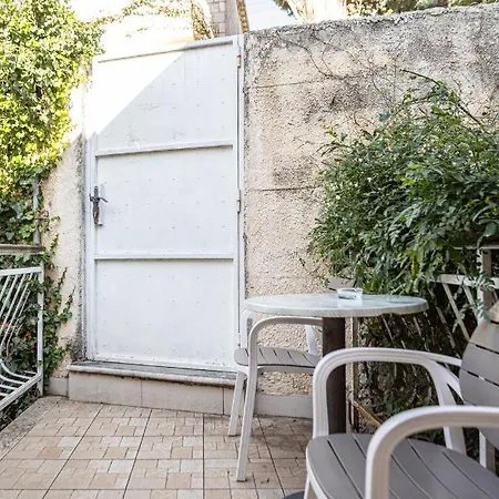 Ruza Konukevi Dubrovnik
